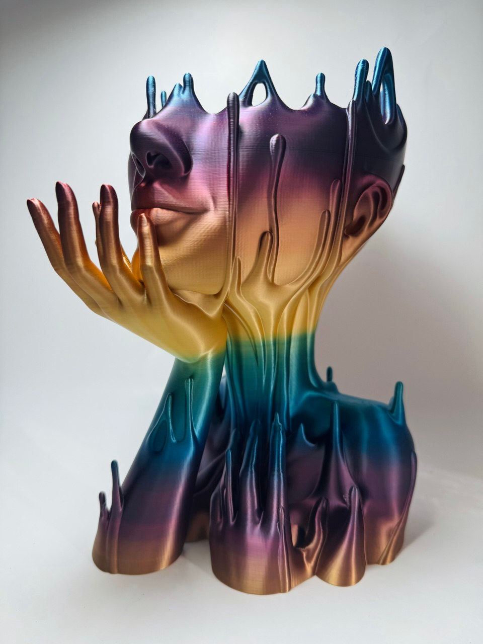Wavy Woman Planter – 10'' XL Modern Pot