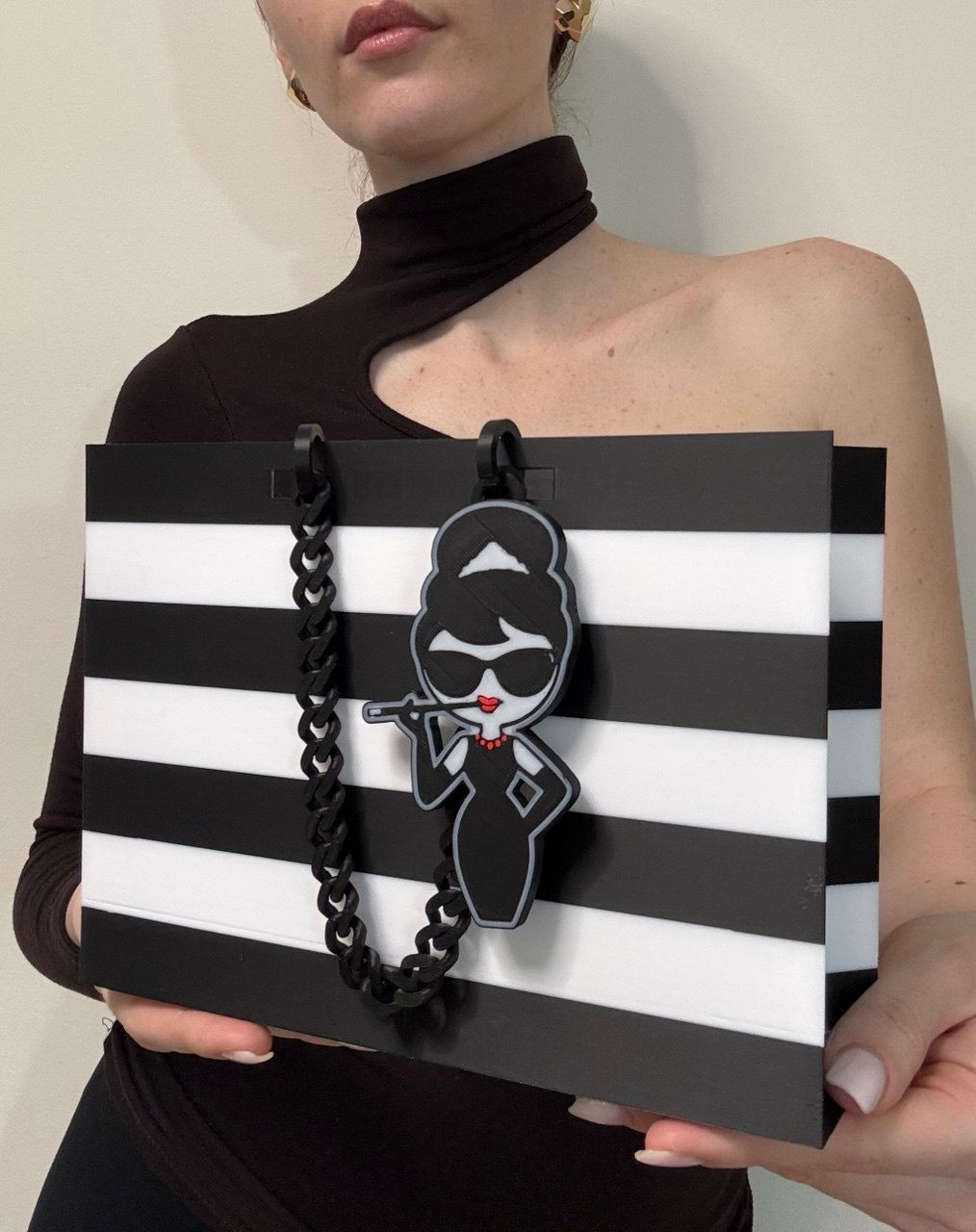 3D Printed Striped Vase Bag / Chic Fashion-Inspired Flower Vase Decor / Florist