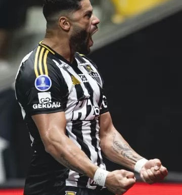 Atlético-MG conta com show de Reinier e Hulk, vira jogo e derruba argentinos na Sul-Americana