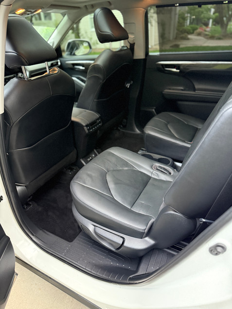Clean Interior Toyota Highlander