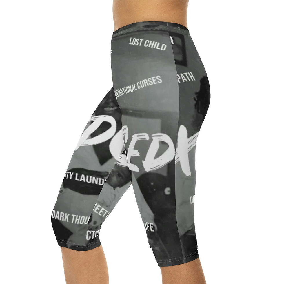 Thumbnail: Exposed Women’s Capri Leggings (AOP)