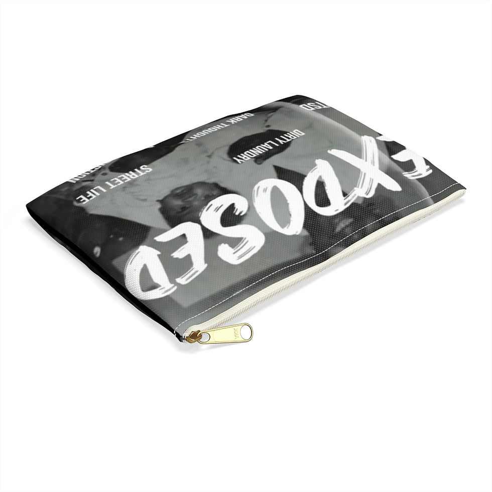 Thumbnail: Exposed Accessory Pouch