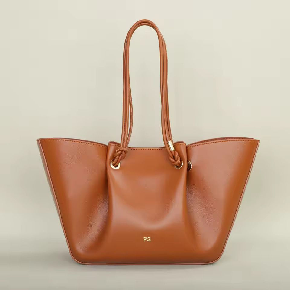 PURIFICAÇÃO GARCIA | BOLSA DE OMBRO CABO