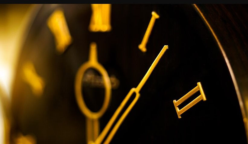 analog clock