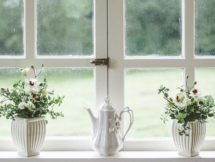 windows, wndowsills, window treatments, window panes, window glass, window cleaning