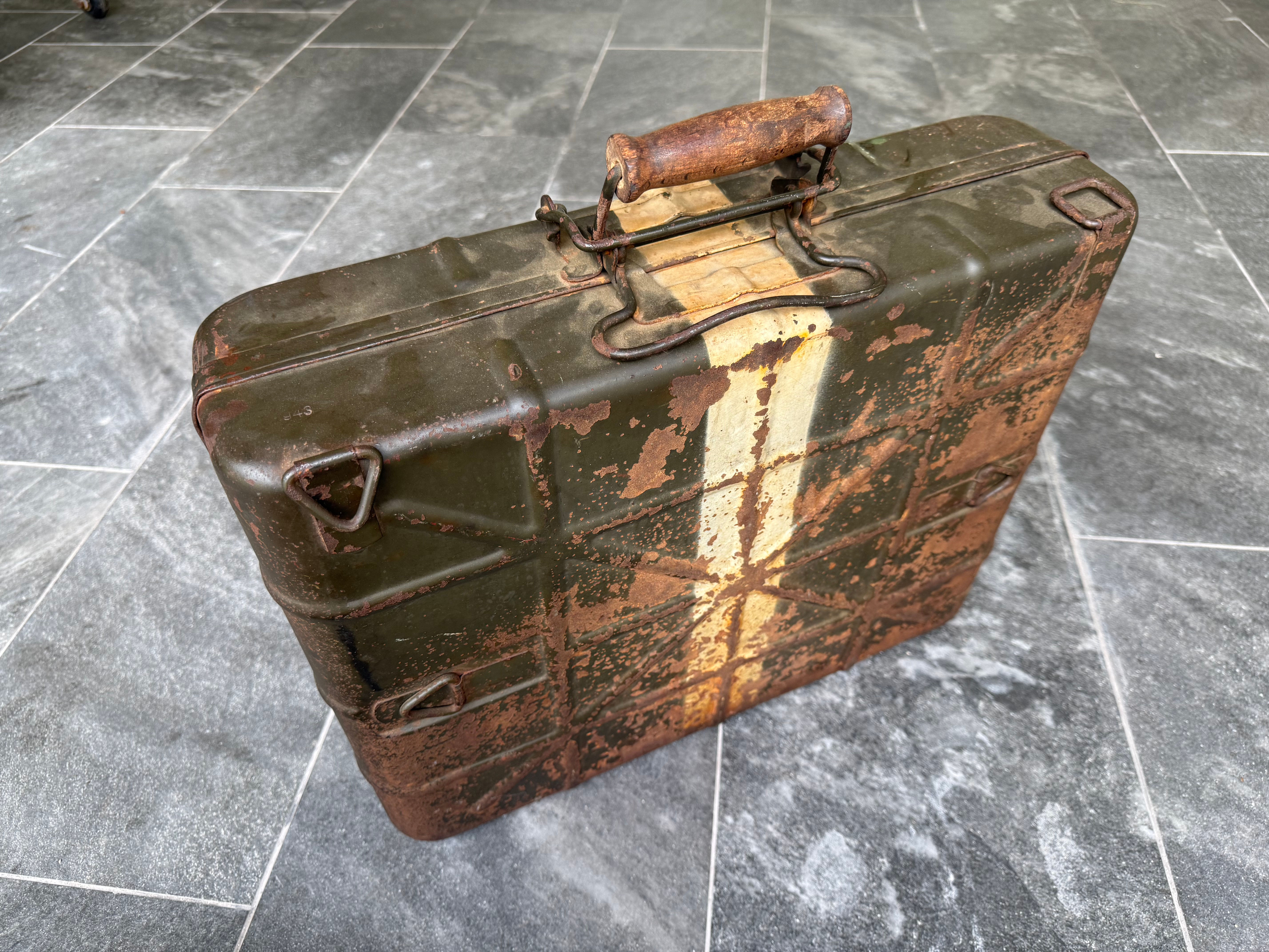 WWII German M24 Stick Grenade Metal Transport Case Tragekasten 15 Stielhandgrana