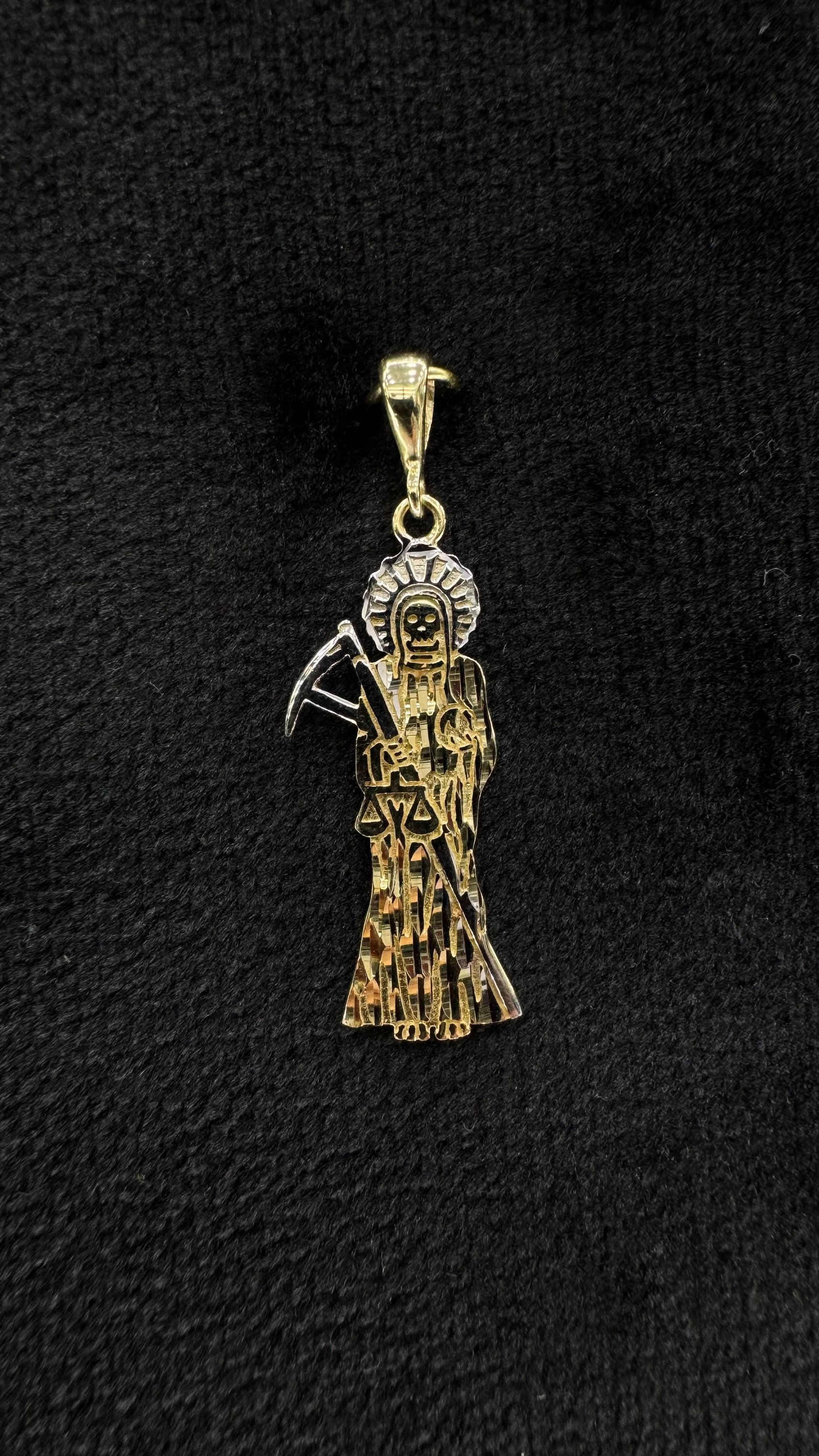Dije santa muerte 10k