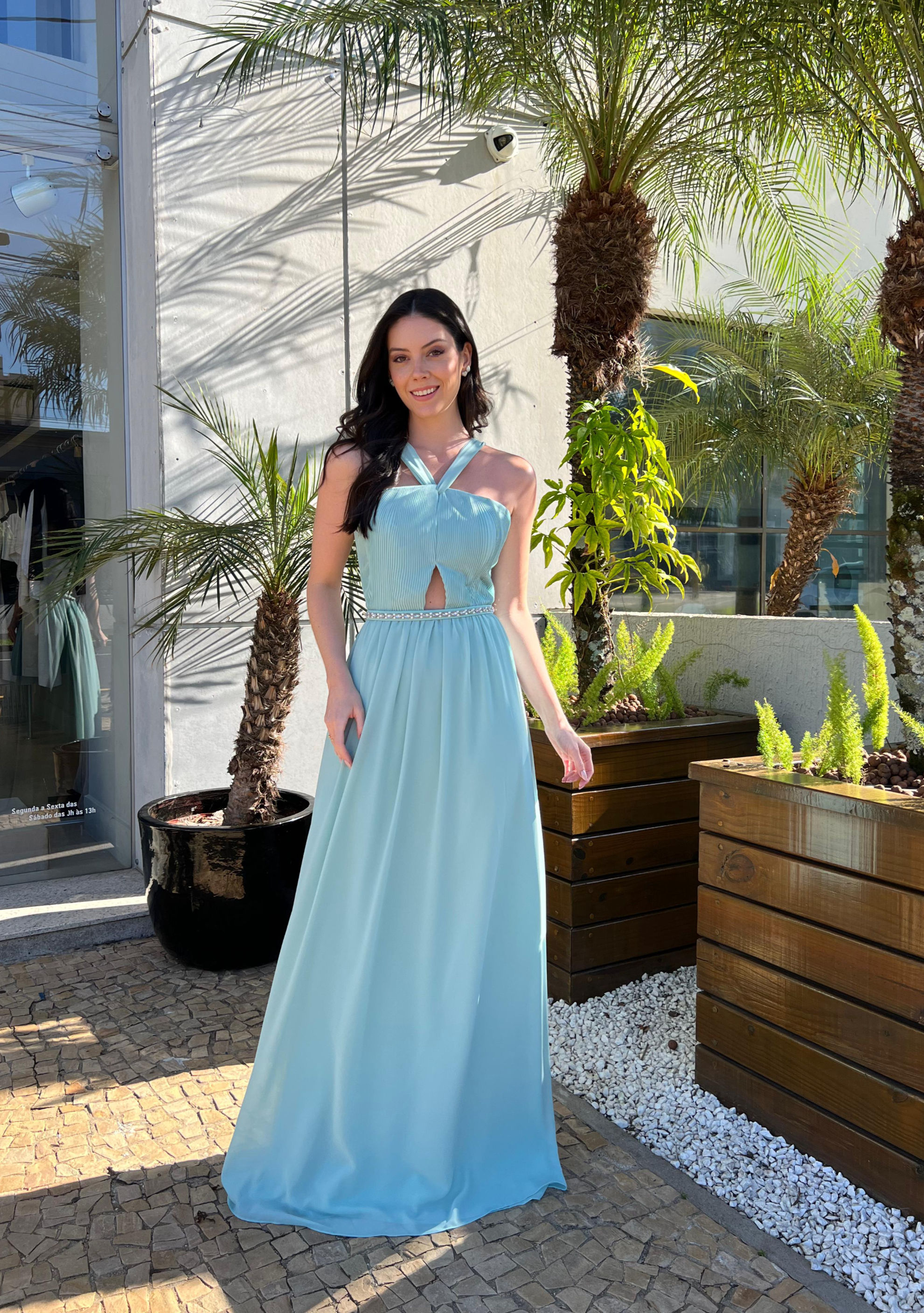 VESIDO LONGO DE FESTA FLUIDO COM BUSTO DRAPEADO