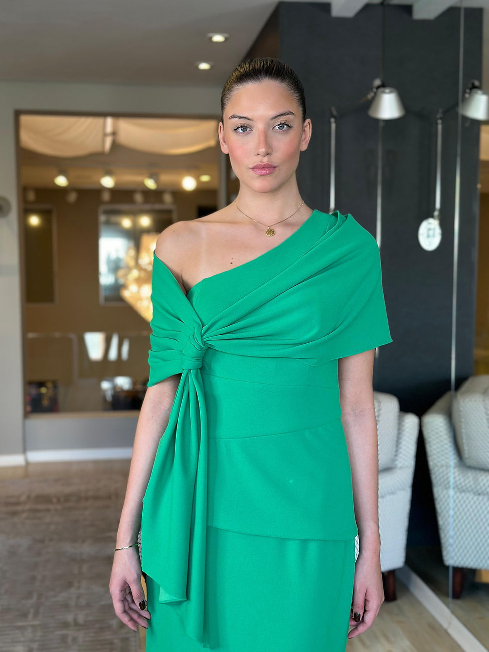 Miniatura: VESTIDO LONGO DE FESTA EM CREPE DE MALHA COM PEPLUM