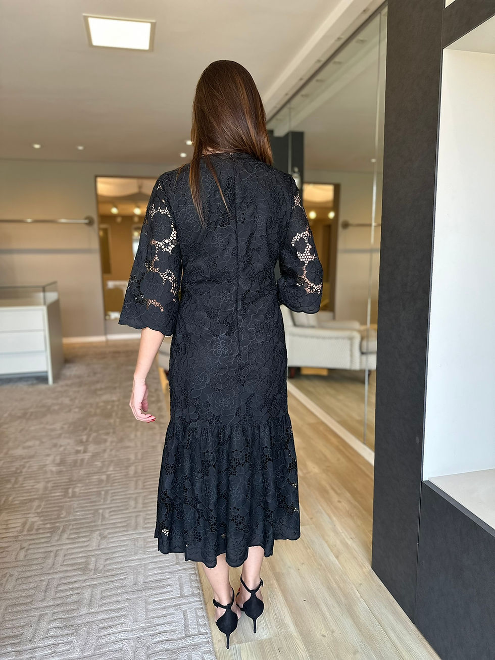 Miniatura: VESTIDO MIDI DE RENDA