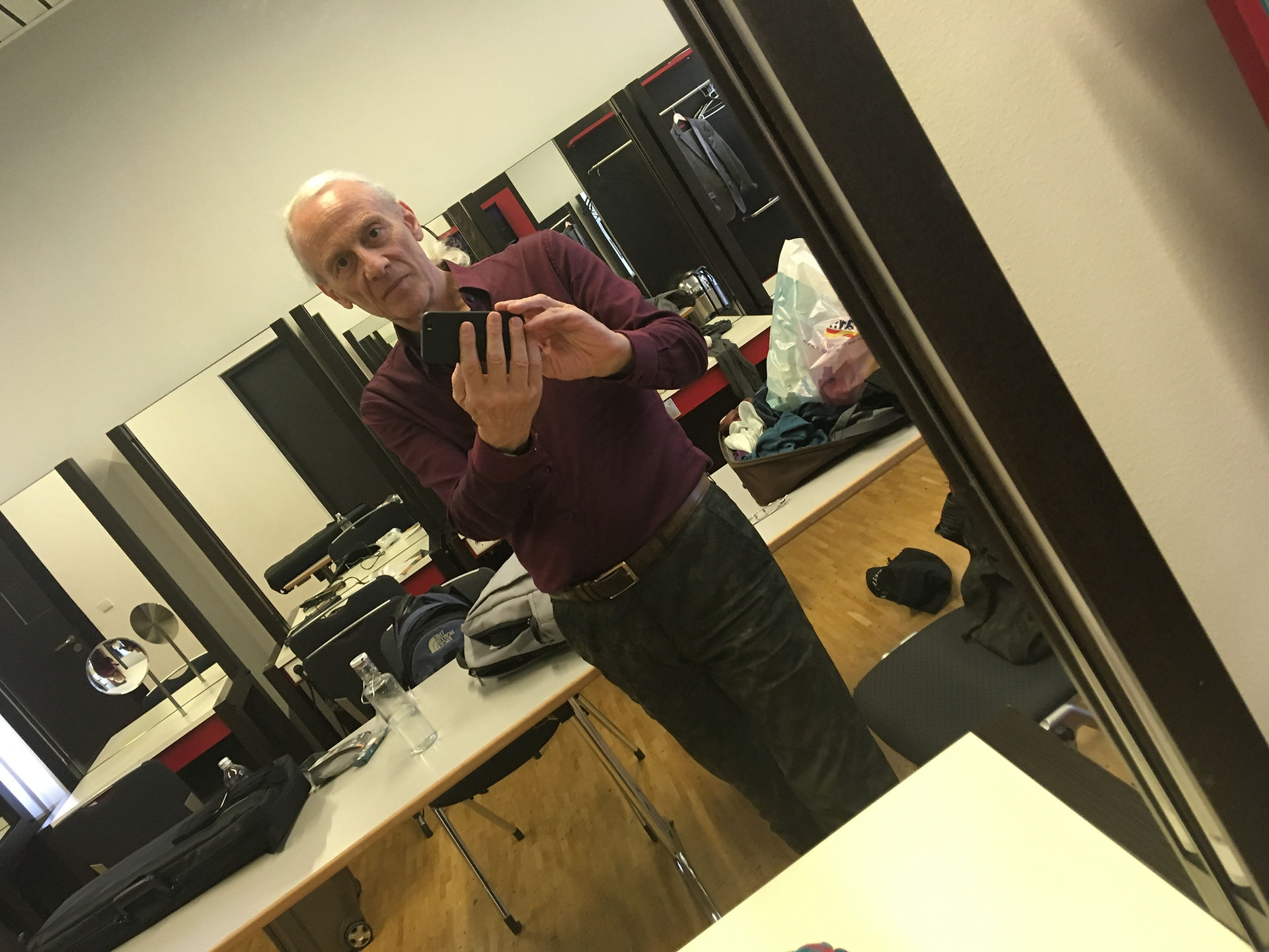backstage mirror-selfie of mathias