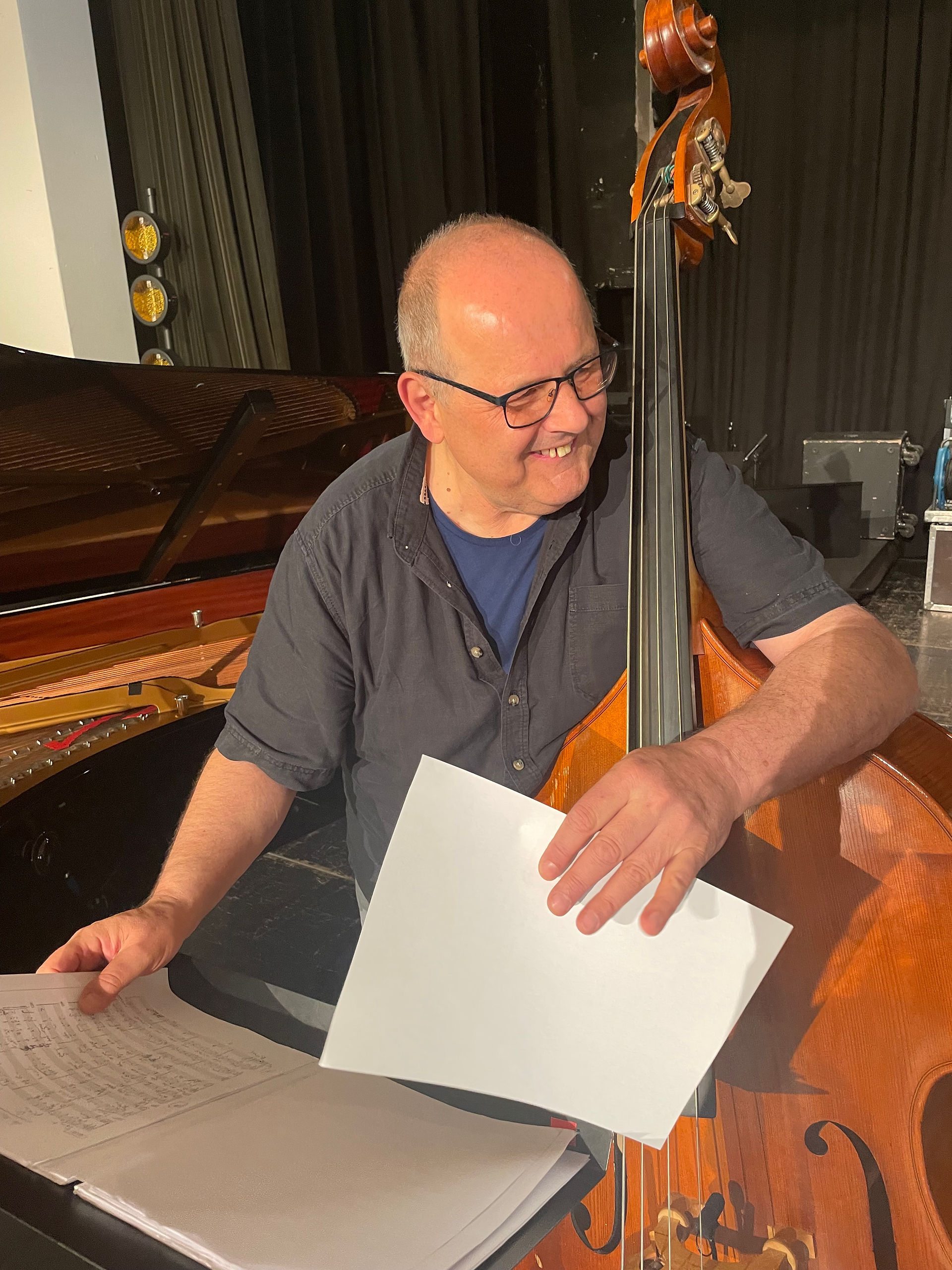 Hans on bass