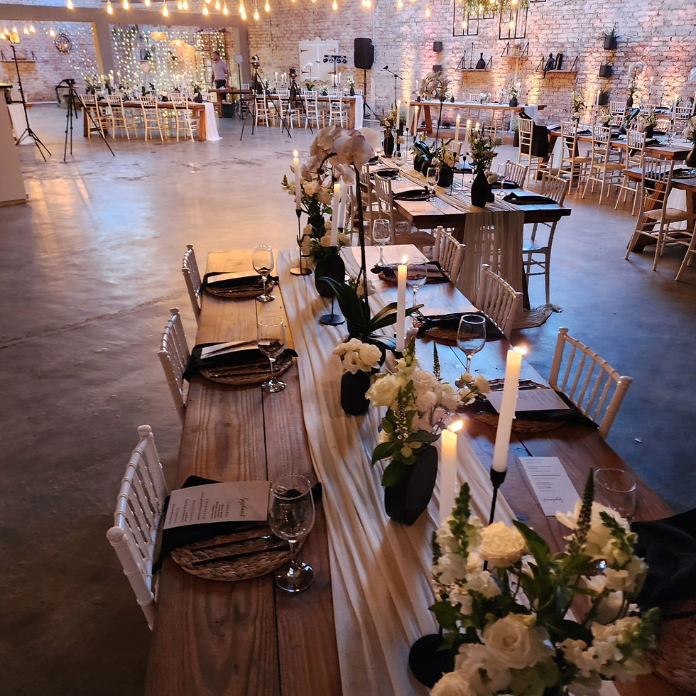 Image : Facebook The Barn at Redstone