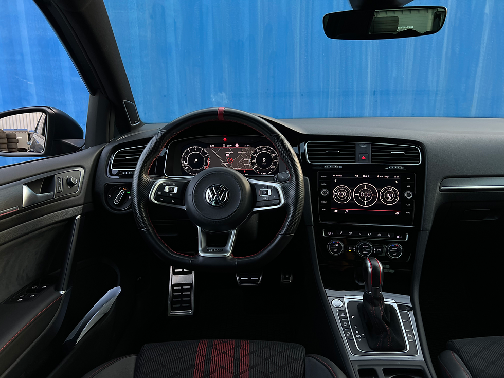 Thumbnail: Volkswagen Golf GTI TCR |DYN AUDIO|PANO|ACC