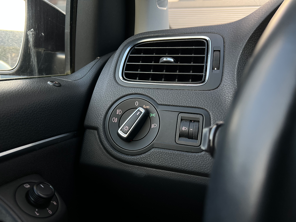 Thumbnail: Volkswagen 1.0 Lounge |Park Sensor|Cruise Control|Stoelverwarming|