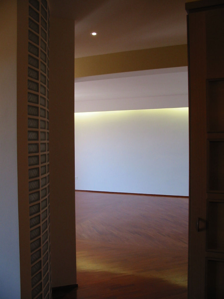 il passaggio verso la sala