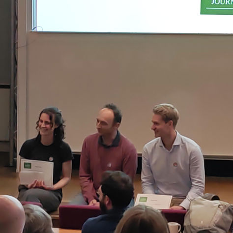 Ellie wins Best Poster!