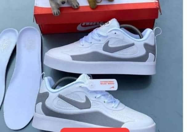 Livraison gratuite par tous en Abidjan expédition possible par tous en Afrique