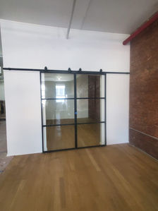 Seamless wall and barn doors .jpeg