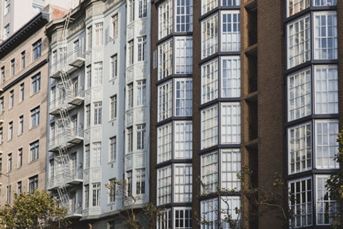 apartment building located in Nob Hill San Francisco CA