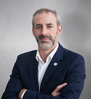 Dr. Fernando Pari.jpeg