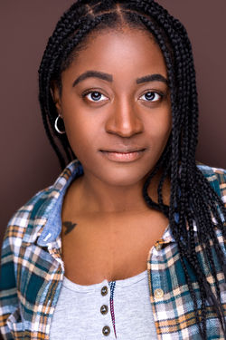 Raven Smith Spring Headshot