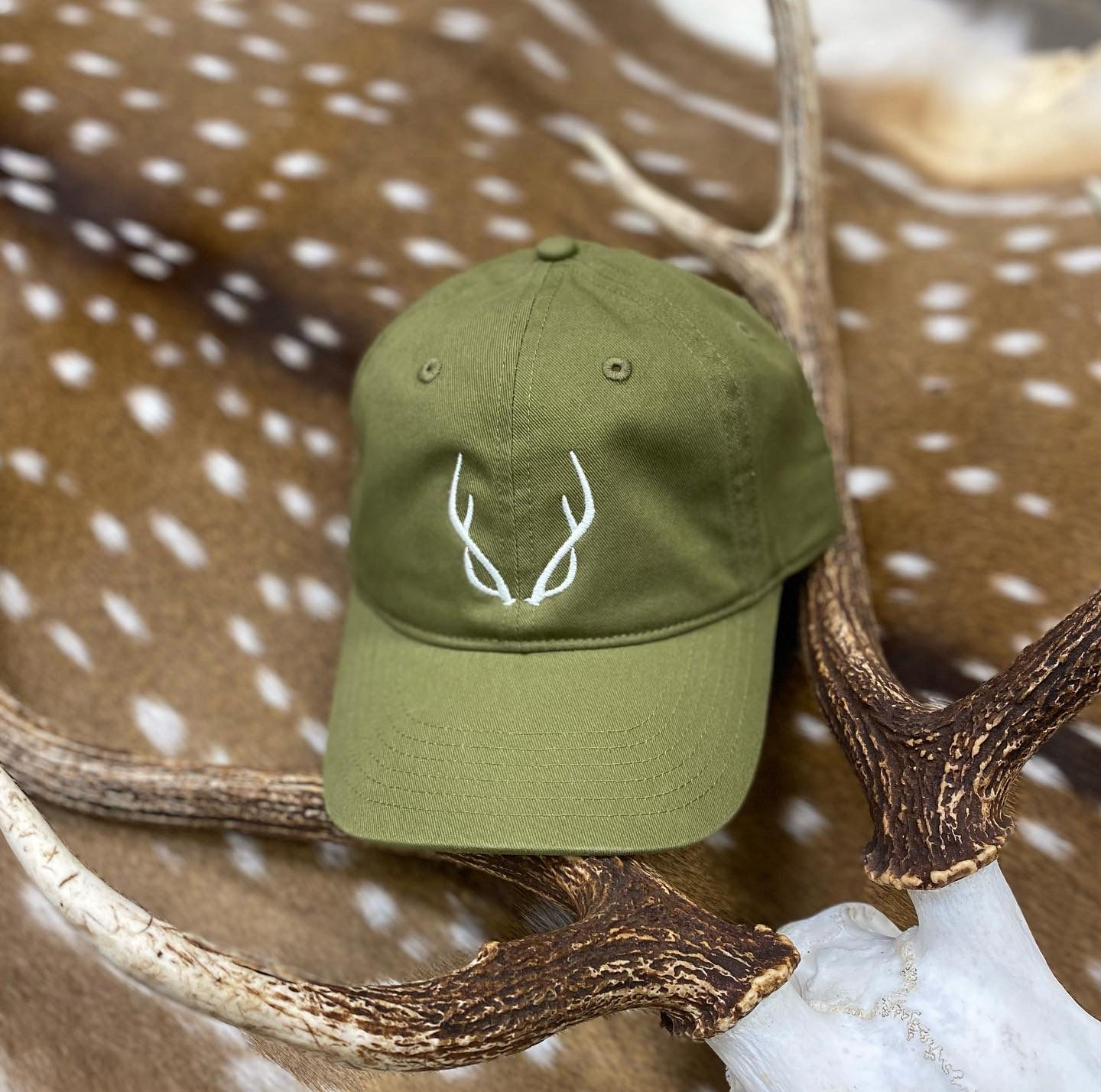 Holoholo Hunneh Eco Baseball Cap