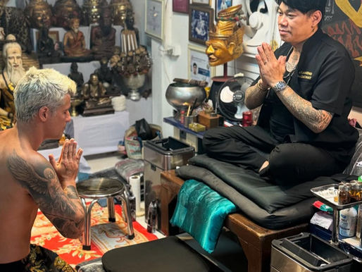 Bruno Gagliasso vive experiência sagrada ao fazer tatuagem tradicional na Tailândia