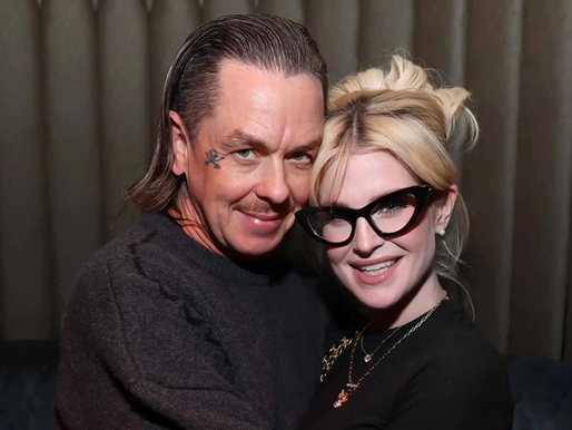 Kelly Osbourne é pedida em casamento durante show de despedida do Black Sabbath