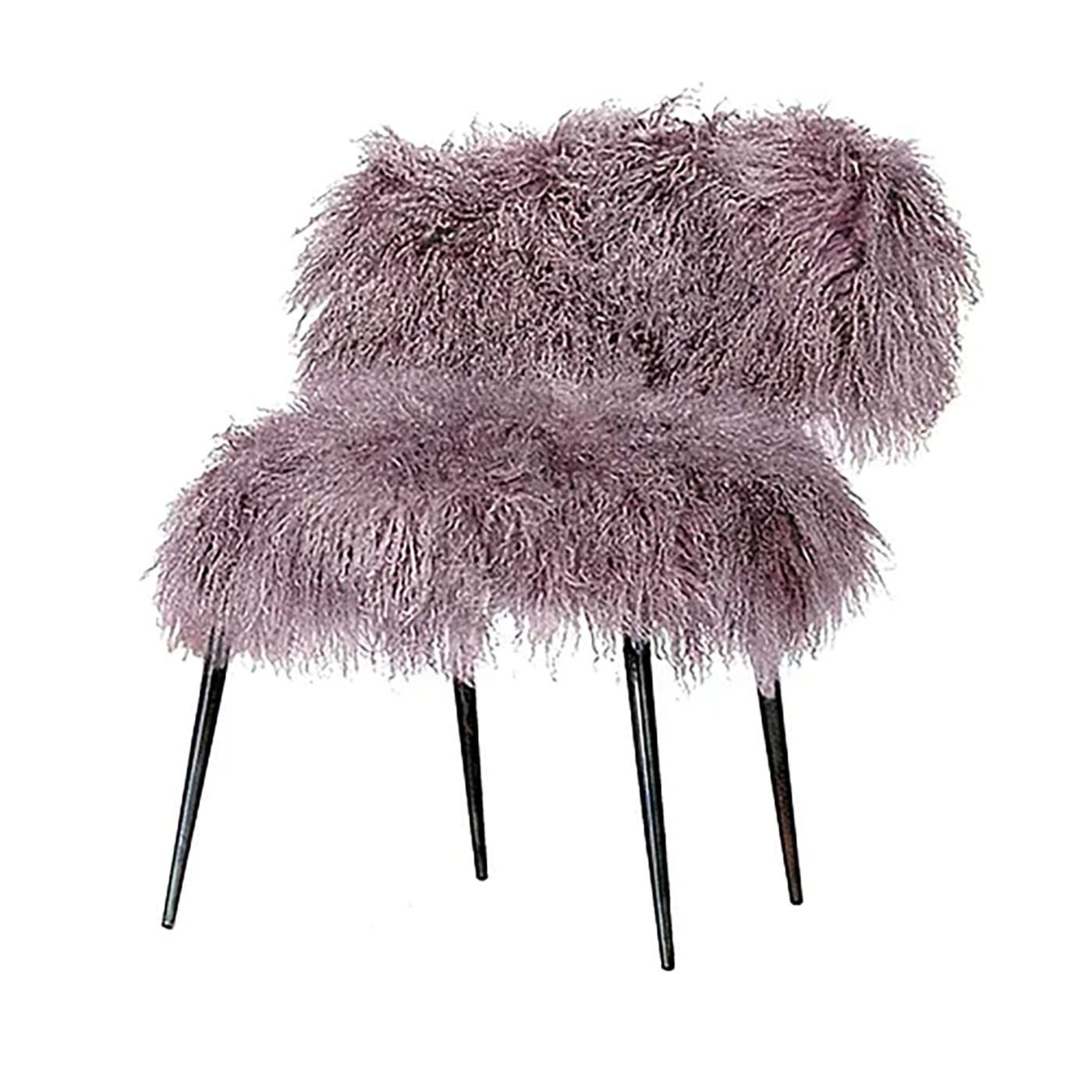 Purple fuzzy chair on black legs, modern interior design concept Nue Modern