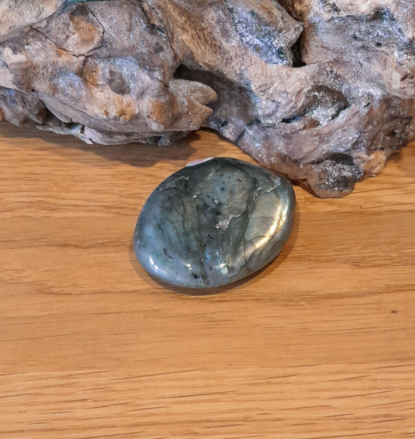 Labradorit Handschmeichler, A - Qualität