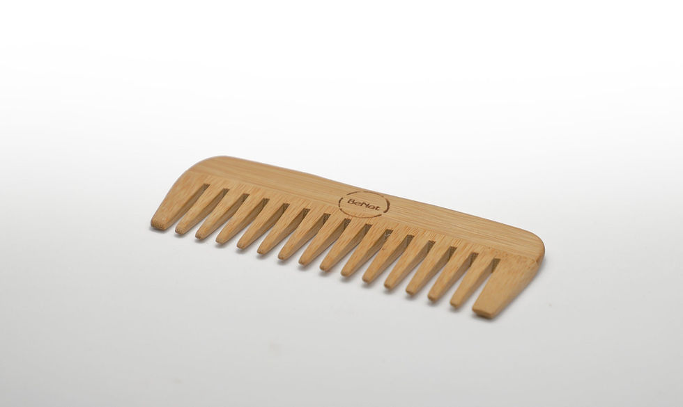 थंबनेल: All-Natural Bamboo Hair Comb