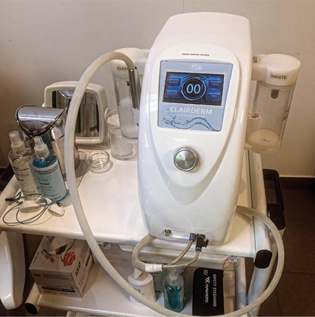 Hydrabrasie apparaat van Skin & Body Therapie