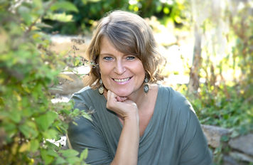 Eva Strini, Fastentrainierin, Gesundheitstrainerin, Visagistin, Beautycoach