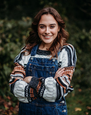 senior pic 2.JPEG