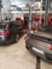 BMW 520D Porsche 911 Turbo.jpeg