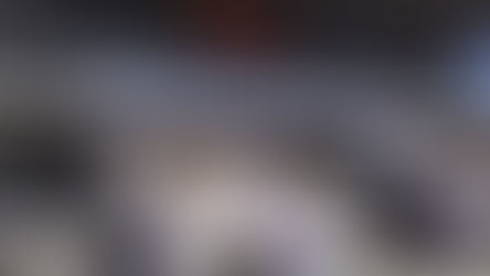 玄関前集合写真