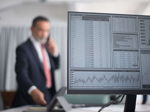 Navigating the 2025–2026 Market: Macroeconomic Headwinds and the Timeless Case for Long-Term Investing