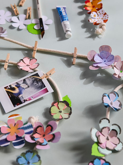 guirlande porte photos en papier atelier créatif pour un anniversaire
