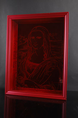 only_red_monalisa_vincent_sabatier_2.jpeg