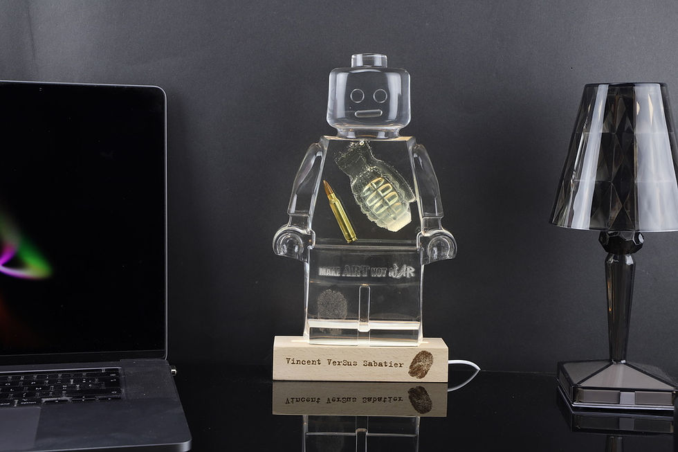 Miniature : Roboclusion Make Art not War II