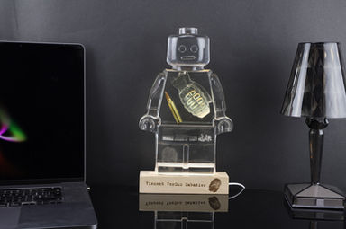 roboclusion_make_art_not_war_vincent_versus_sabatier