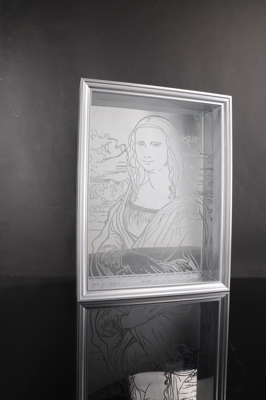 Only Silver Mona Lisa
