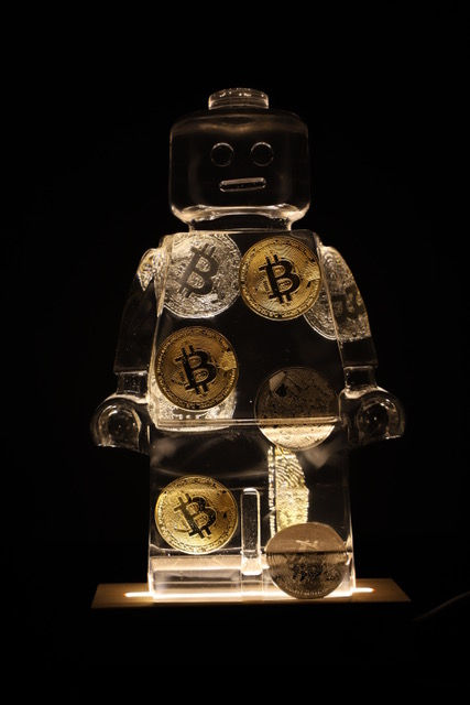 Roboclusion Bitcoins Gold Silver