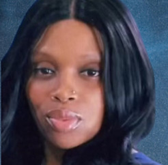 che pic sq_edited_edited.jpg