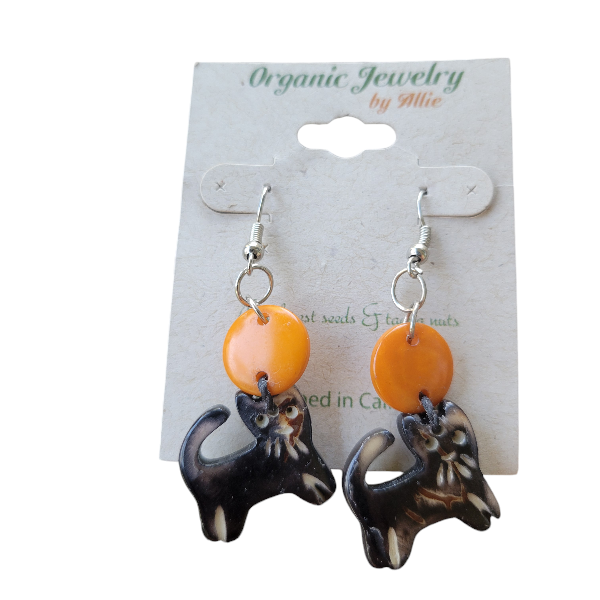 Gato negro earrings in tagua nuts 