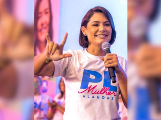 Michelle Bolsonaro não descarta candidatura em 2026 e acusa "farsa judicial" em condenação de marido.