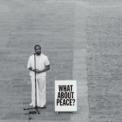 Slimane apela à paz no novo single "Résister/What about peace?"