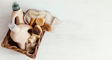 cleaning-products-arrangement-with-copy-