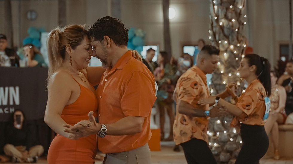 Que Bacano Dancing. [Photo by West Palm Beach DDA]